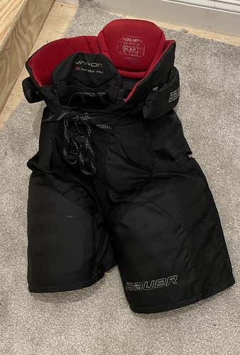Black Used Medium Bauer Vapor Matrix Hockey Pants