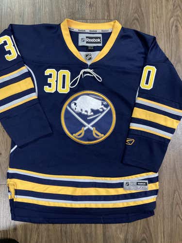 Buffalo Sabres Ryan Miller Jersey, Size Youth L/XL