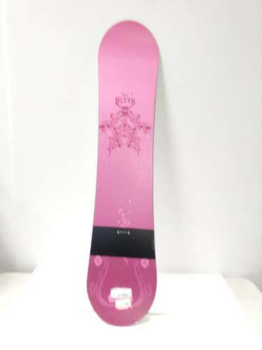 Used Lamar Betty 125 Cm Snowboard Girls Boards