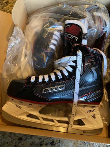 Senior Bauer Regular Width Size 6 Vapor X2.7 Hockey Skates