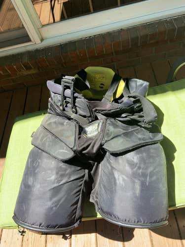 Bauer 2S Pro goalie pants - Size L