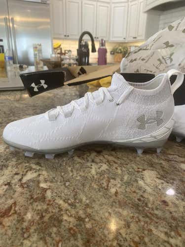 Brand New Under Armour Spotlight Cleats 10.5
