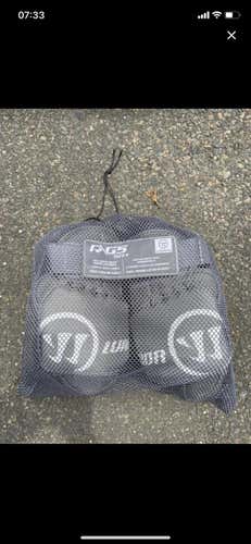 Goalie knee pads