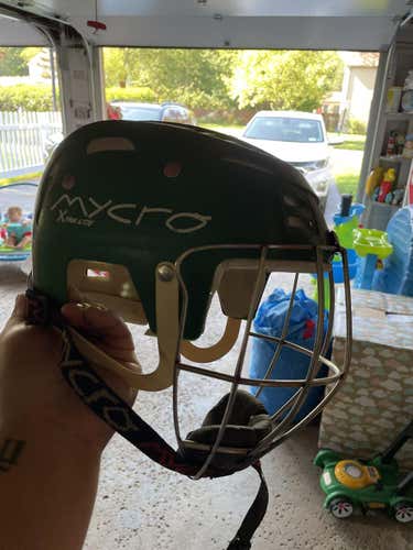 Hurling bundle Hurley And Helmet