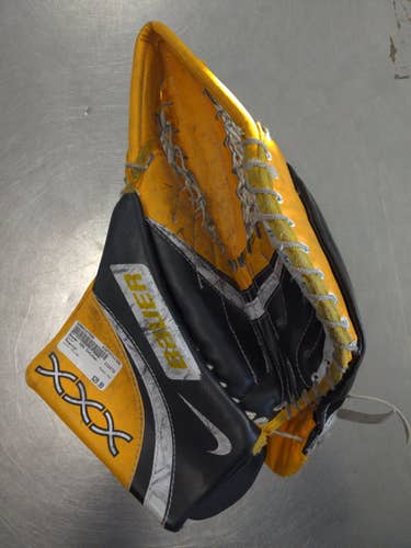 Used Bauer Xxx Regular Ice Hockey Goalie Catchers