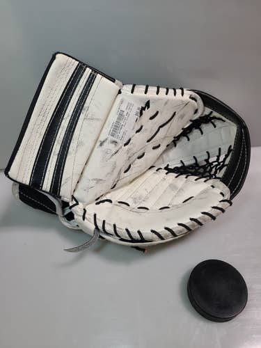 CCM Used White Junior Regular