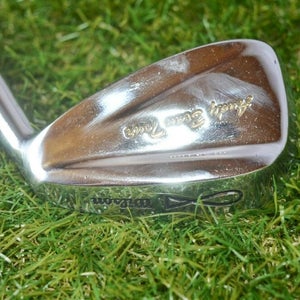 Wilson	Andy Bean Tour	8 Iron	Right Handed	35.75"	Steel	Stiff	New Grip