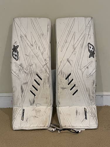 White Brian’s Optik 2 Goalie Pads 33’+1 Pro Model