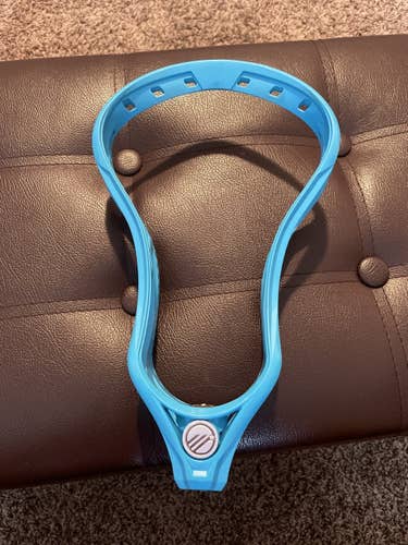 Blue Used Attack & Midfield Unstrung Tactik 2.0 Head