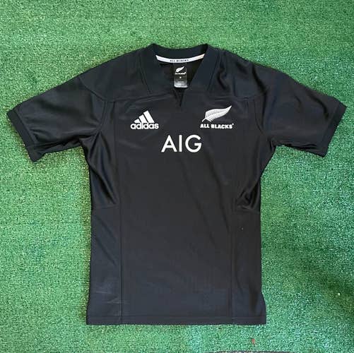 All Blacks Rugby Jersey Medium