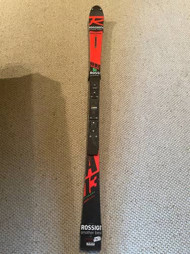 DT Model: Men's Rossignol FIS SL Skis