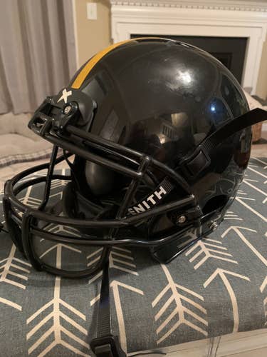 Used Medium Xenith X2E+ Helmet