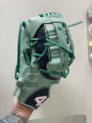 44 Pro Signature Series First Base Glove