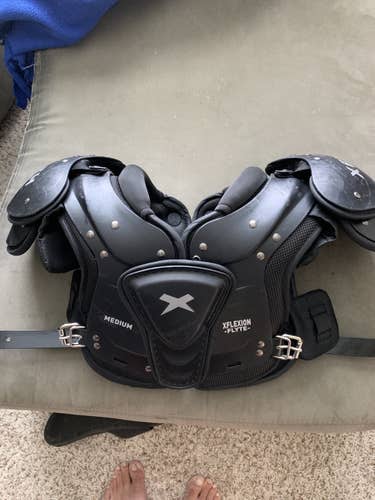 Used Medium Shoulder Pads (Youth)