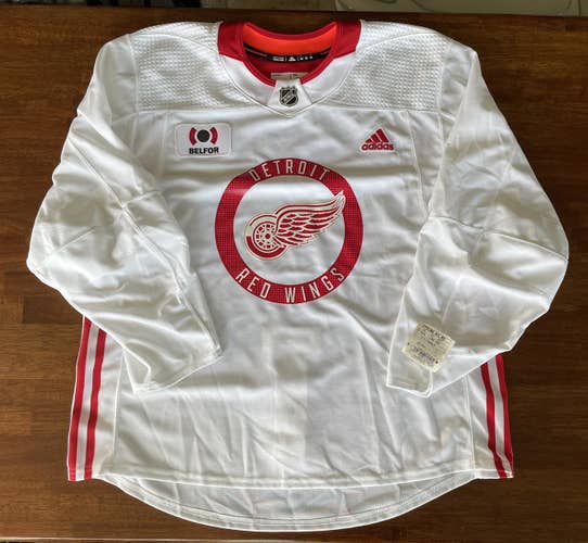 NWT NHL Detroit red wings team issued adidas practice jersey