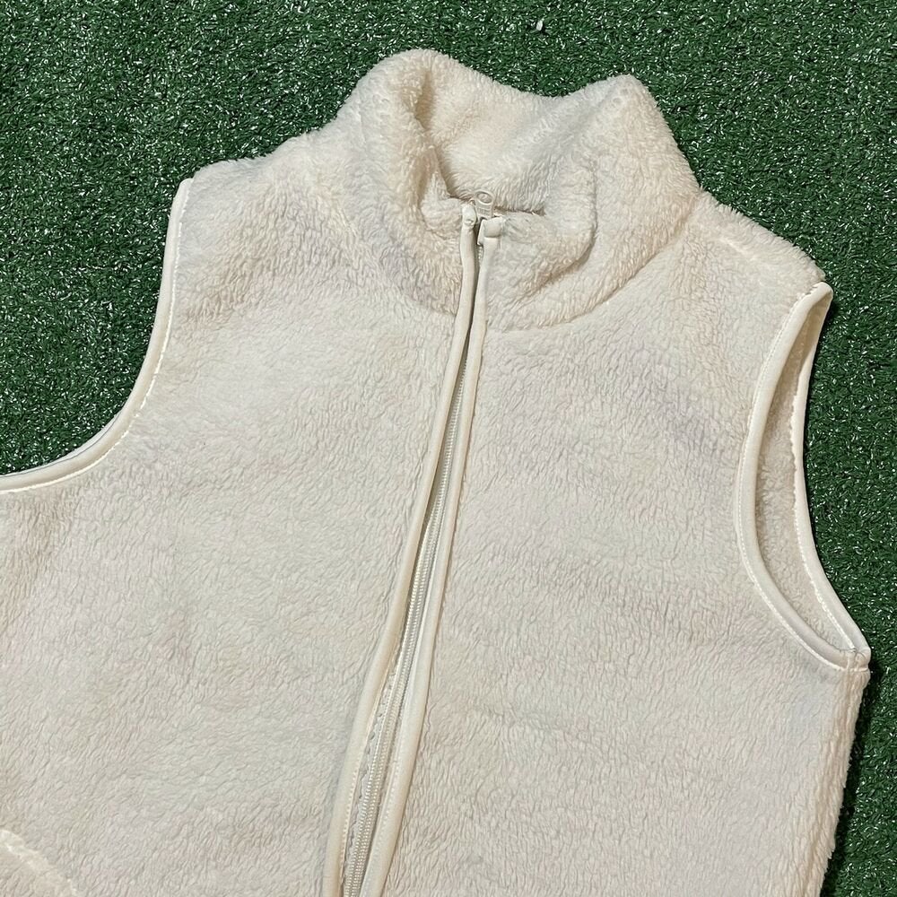old navy fleece vest