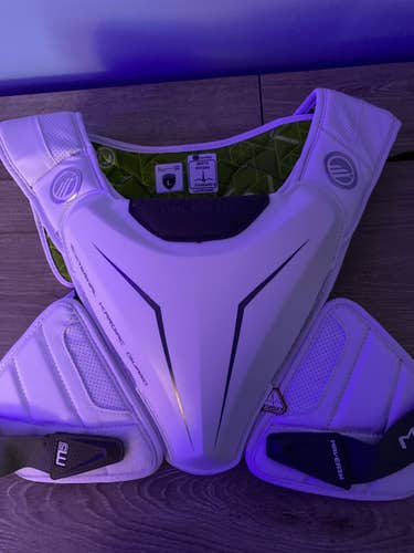 New Large Maverik MAX EKG Shoulder Pads