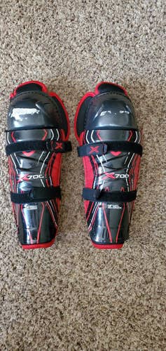 Used Junior Bauer Vapor X700 Shin Pads