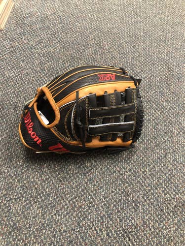 New Wilson RHT Infield A2K Baseball Glove 12"