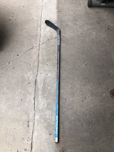 Bauer Nexus 2N hockey stick