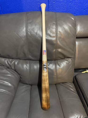 M-Powered 33’ Maple Bat