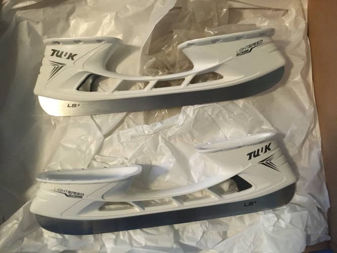 Tuuk Lightspeed Edge and LS+ steel