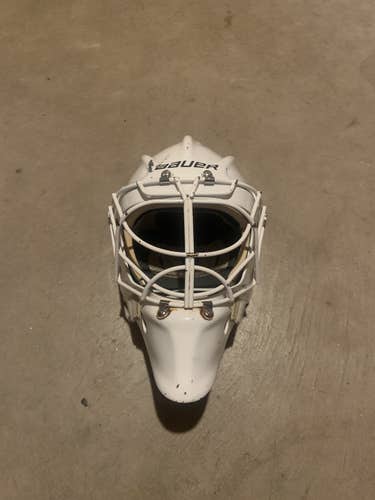 White Senior Bauer Profile 960XPM Goalie Mask
