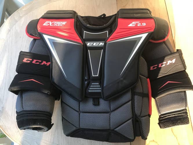 CCM Extreme Flex Shield E2.9