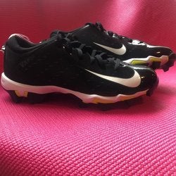 Black Kid's Molded Cleats Low Cut