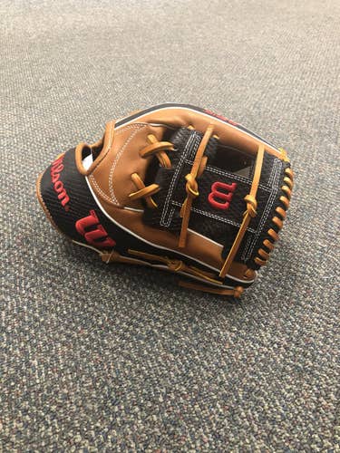 Brown New Wilson Right Hand Throw Infield A2K Baseball Glove 11.75"
