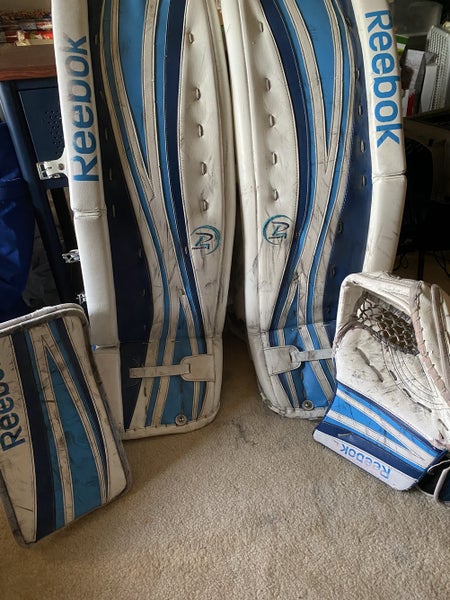 Used 35+2.5 Reebok Premier 4 Set: pads, blocker, glove