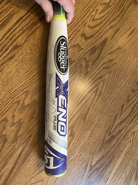 White Used 2016 Louisville Slugger Composite Xeno Bat (-10) 31 inch