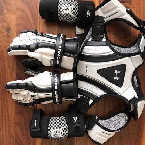 Used Small Under Armour Spectre Shoulder Pads