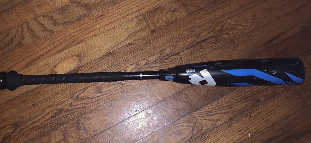 Used  Composite (-10) 19 oz 29" DeMarini CF Zen Bat