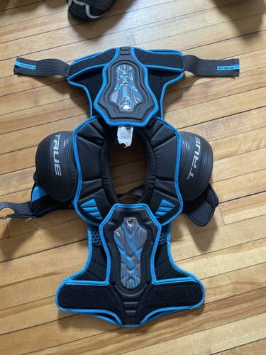 True AX7 shoulder pads New And elbow Pads
