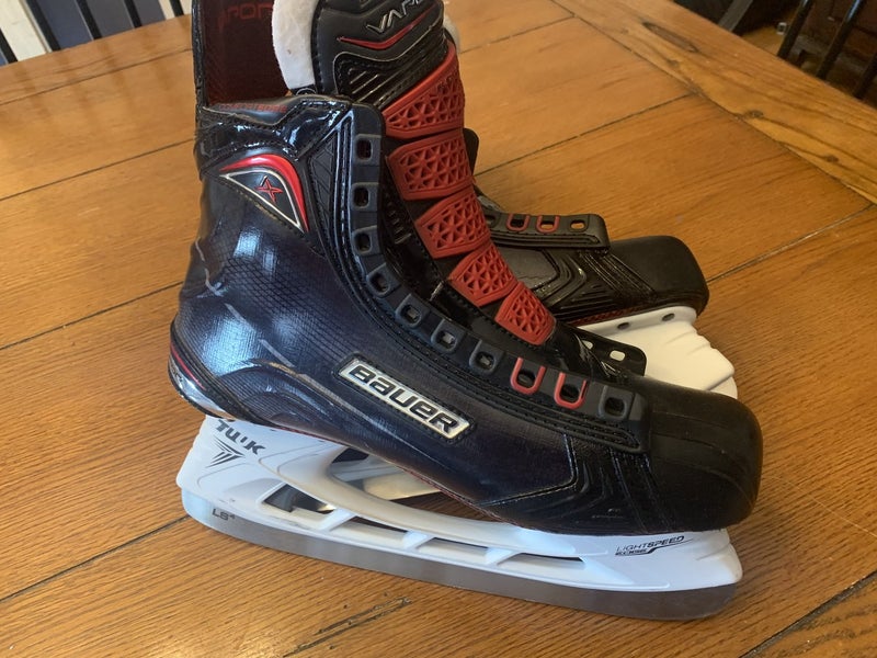 Senior New Bauer Vapor 1X Hockey Skates Regular Width Size 10.5