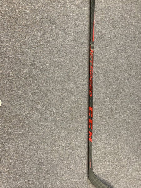 Senior Right Handed Toe Pattern Pro Stock Jetspeed FT4 Pro Hockey Stick