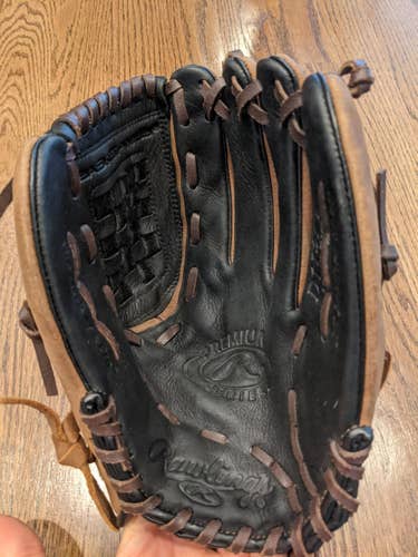 Rarely Used Kid Pitch (9YO-13YO) Rawlings Right Hand Throw Premium Series Baseball Glove 11.5"
