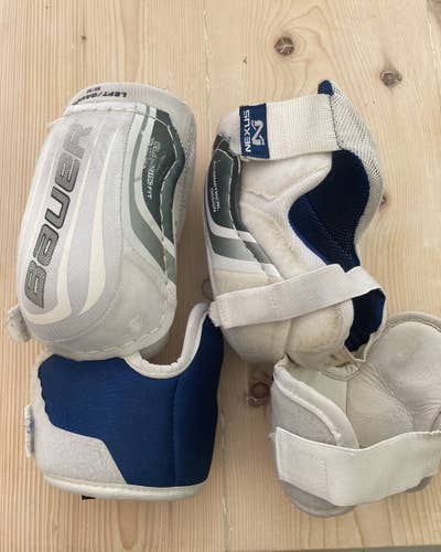 Used Medium Bauer Nexus 6000 Elbow Pads