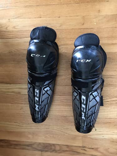 Junior CCM  Jetspeed Limited Edition Shin Pads