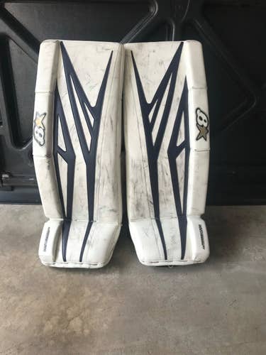 White and Navy Used Senior 33" Brian's GNETiK 8.0 Goalie Leg Pads
