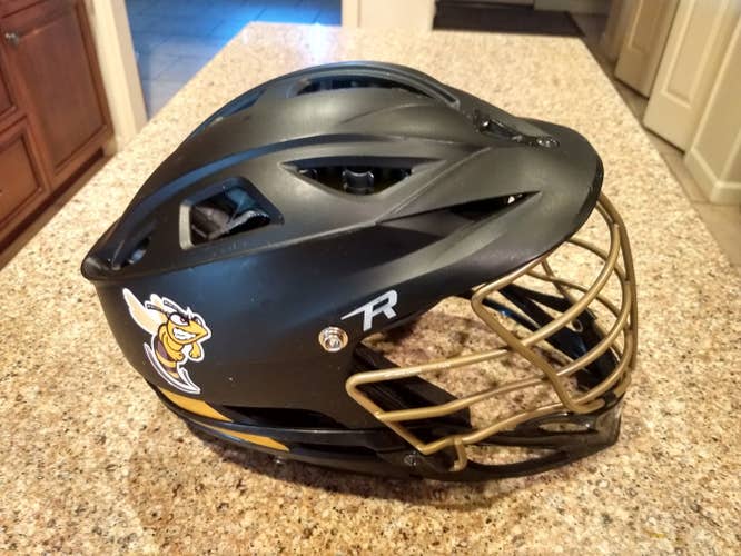 Black Matte Used Adult Player's Cascade R Helmet