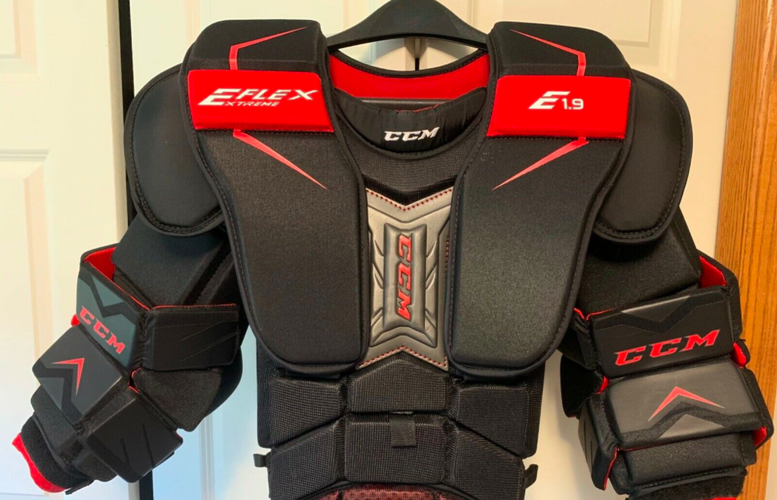 Used Intermediate CCM Extreme Flex Shield E1.9 Goalie Chest Protector, Size = L / XL