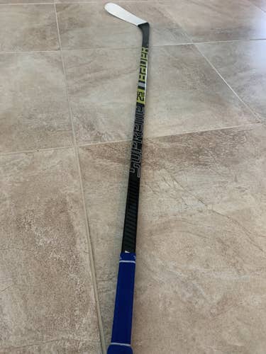 Intermediate Left Hand   Supreme 2S Team Hockey Stick