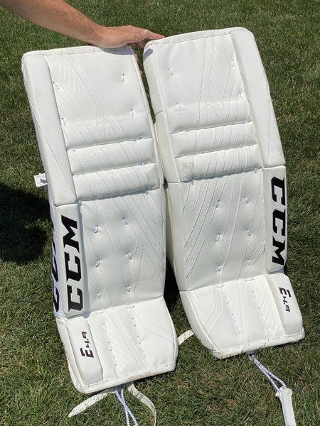 White New Senior 33" CCM Extreme flex 4.9 Goalie Leg Pads Pro Stock