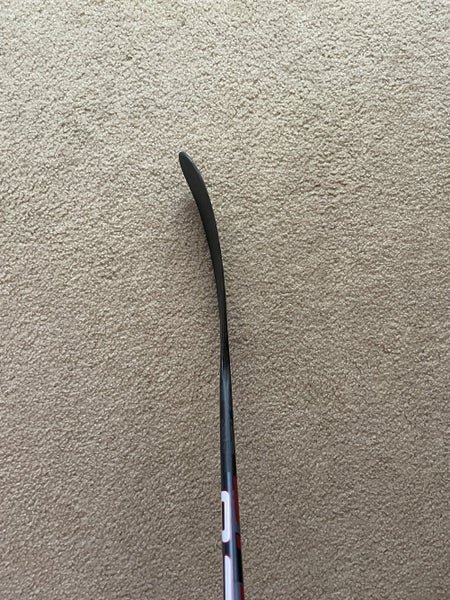 Senior Right Handed Toe Pattern Pro Stock Vapor FlyLite Hockey Stick