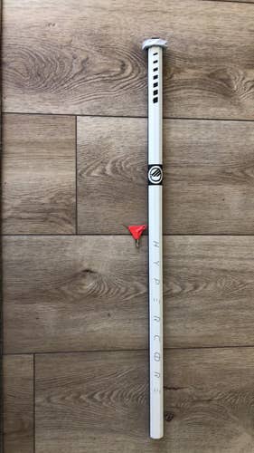 Maverick lacrosse stick Hypercore shaft