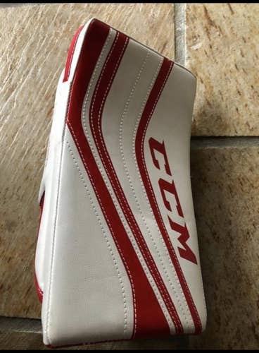 CCM Premier R1.5 Blocker (full right)-white/red unworn