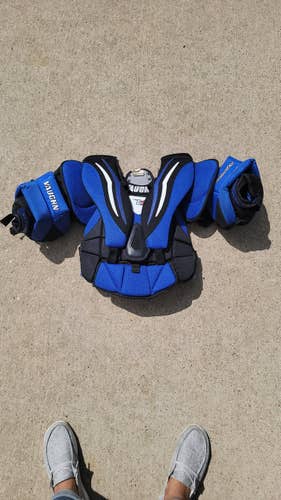 Junior Used Small Vaughn Velocity V7 Goalie Chest Protector
