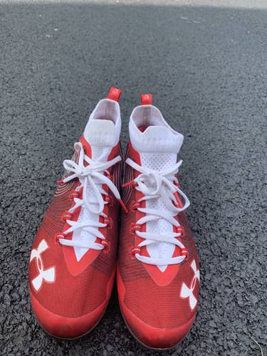 Red Under Armour Men’s Size 11 Spotlight Cleats